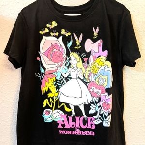 NWT Alice in Wonderland top